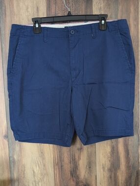George Navy Flat-Front Men's Shorts 36        675A